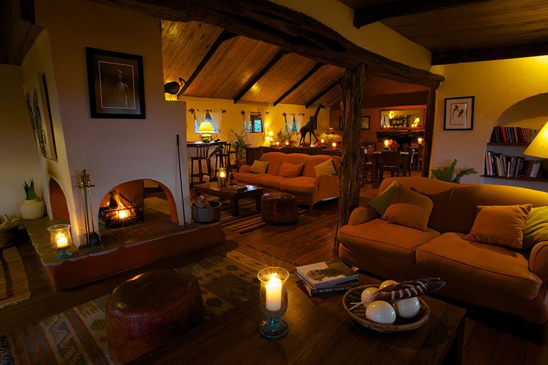 Explore_safaris_Lewa-Safari-Camp—Lounge-&-Dining