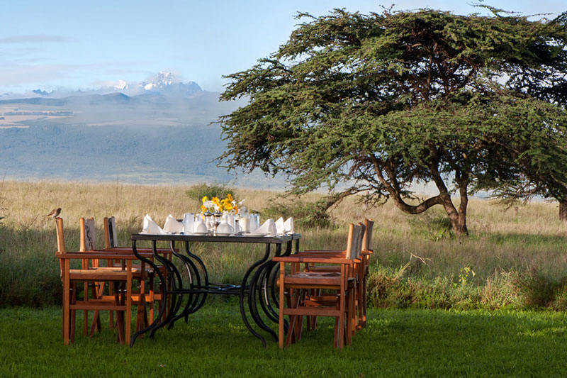 Explore_safaris_Lewa+kifaru_House+-+breakfast+overlooking+Mount+Kenya